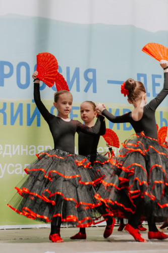Выступление Мастерской балета в парке Воронцово